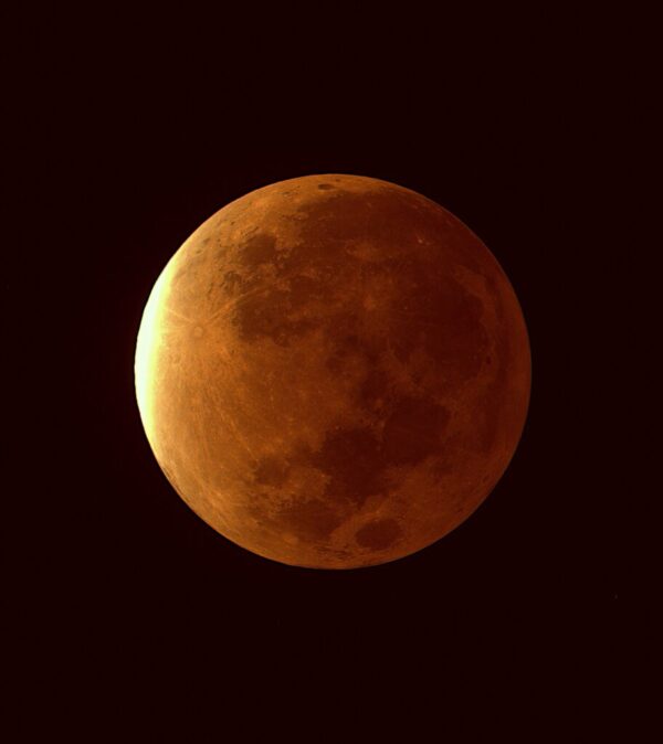 Partial Lunar Eclipse (2021-11-19)